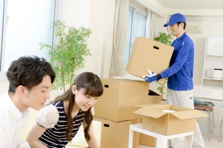 引っ越し荷物の一時保管はトランクルームが便利！メリットや注意点を解説